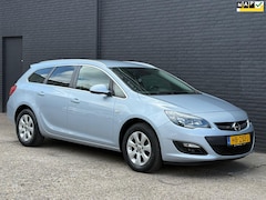 Opel Astra Sports Tourer - 1.6 CDTi Blitz AIRCO | CRUISE | ELEK RAMEN | NAVI | NWE APK