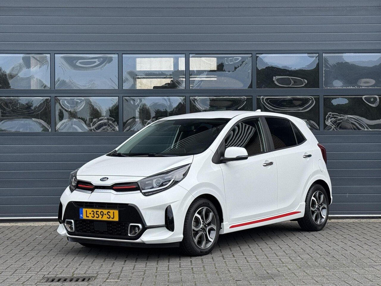 Kia Picanto - 1.0 DPI GT-LINE I APPLE CARPLAY I CRUISE CONTROL I V/D EERSTE EIGENAAR - AutoWereld.nl
