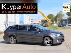 Toyota Avensis Wagon - 1.8 VVTi Business navi camera trekhaak clima