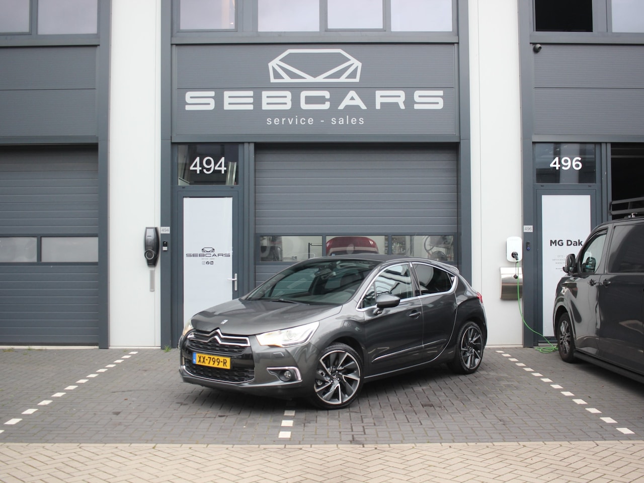 Citroën DS4 - 1.6 THP Sport Chic 1.6 THP Sport Chic 200PK, 6BAK, XENON, BLINDSPOT, LEDER, NAVI, STOELVERW. - AutoWereld.nl