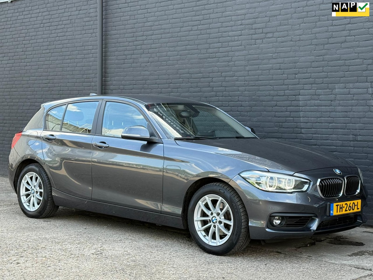 BMW 1-serie - 118i Corporate Lease Executive NAVI | PDC | AIRCO | CRUISE | NWE APK - AutoWereld.nl
