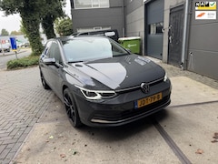 Volkswagen Golf - 1.5 eTSI Business/Clima/19 inch/Dsg/iQ