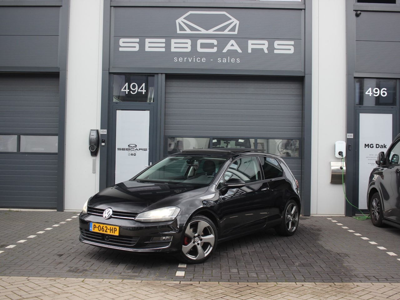 Volkswagen Golf - 1.4 TSI Highline PANO, CARPLAY, XENON, GTI LOOK, PANO, ACC, STOELVERW, - AutoWereld.nl