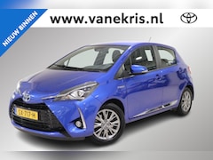 Toyota Yaris - 1.5 Hybrid Energy Plus, Cruise & Climate control, 16" inch lm velgen, Sensoren achter, Par