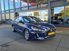 Hyundai i30 - 1.0 T-GDi 120pk First Edition Camera Navi All-in prijs + 12 Mnd. Garantie