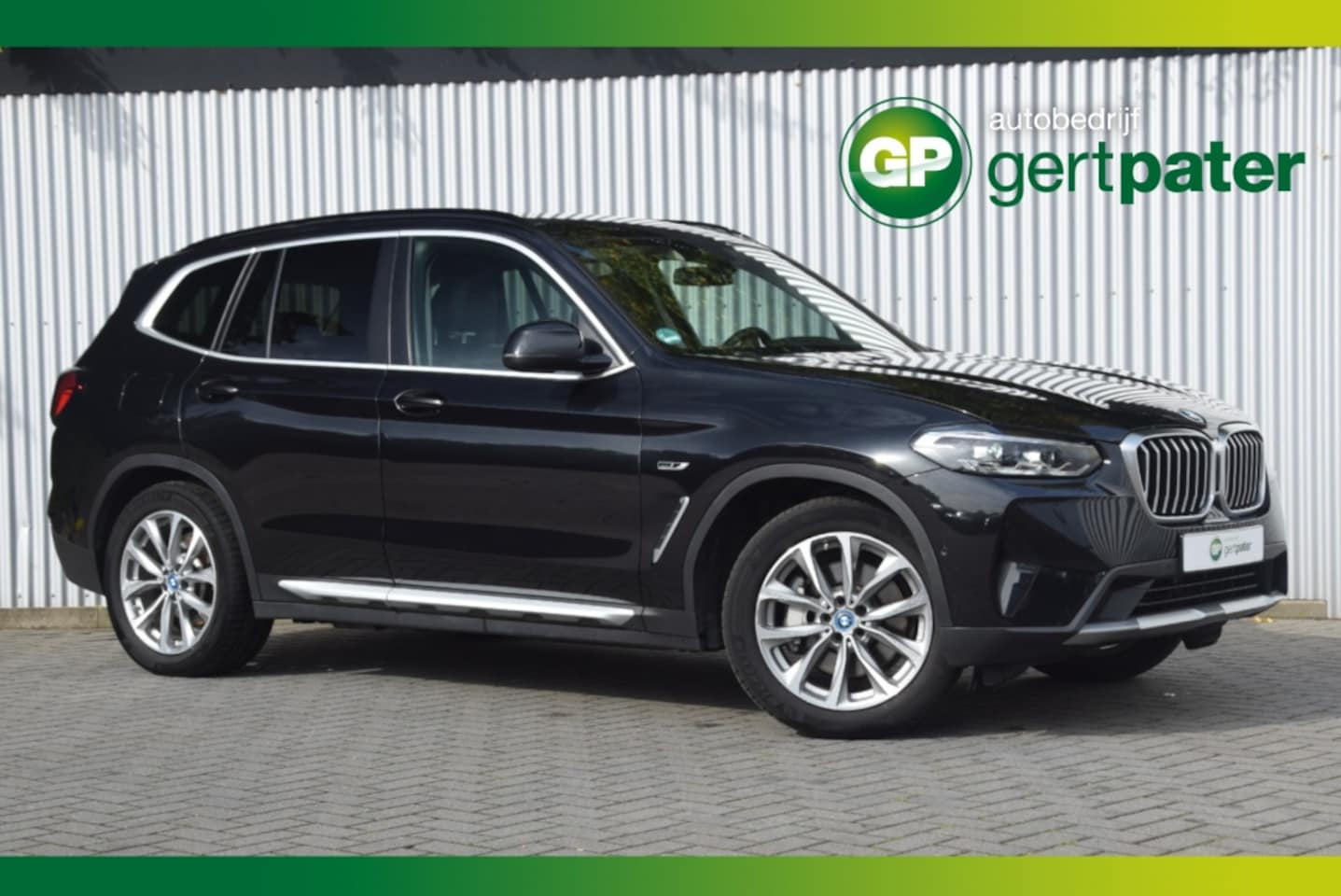 BMW X3 - xDrive30e Trekhaak/Camera/Sensatec/LED/19Inch/Sportstoelen - AutoWereld.nl