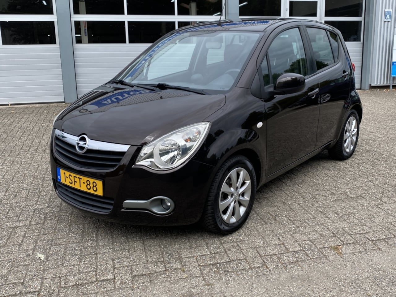 Opel Agila - 1.2 Edition/5drs/Airco/AllSeason/OrigNl - AutoWereld.nl