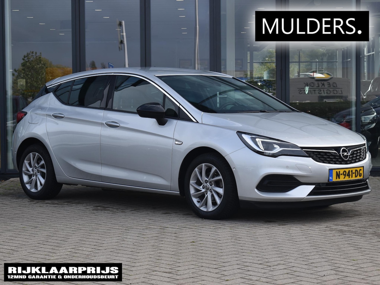 Opel Astra - 1.2 Business Elegance CAMERA / NAVI / Stoel ,stuur en voorruit verw. - AutoWereld.nl