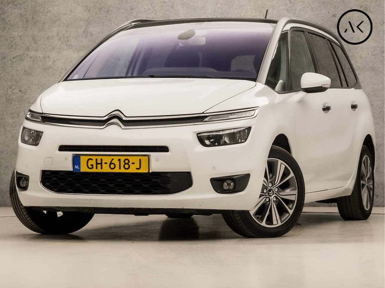 Citroën Grand C4 Picasso - 1.2 PureTech Sport 7 Persoons (PANORAMADAK, NAVIGATIE, CAMERA, GETINT GLAS, LEDER, SPORTST - AutoWereld.nl