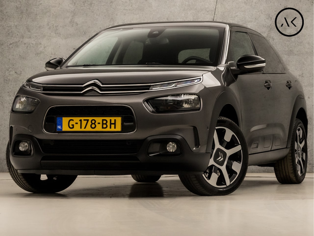 Citroën C4 Cactus - 1.2 PureTech Sport (APPLE CARPLAY, GROOT NAVI, 360 CAMERA, GETINT GLAS, SPORTSTOELEN, LM V - AutoWereld.nl