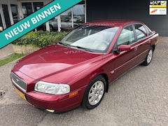 Volvo S80 - 2.5T Momentum ECC/CRUISE/LEDER/PDC/TREK APK+NAP