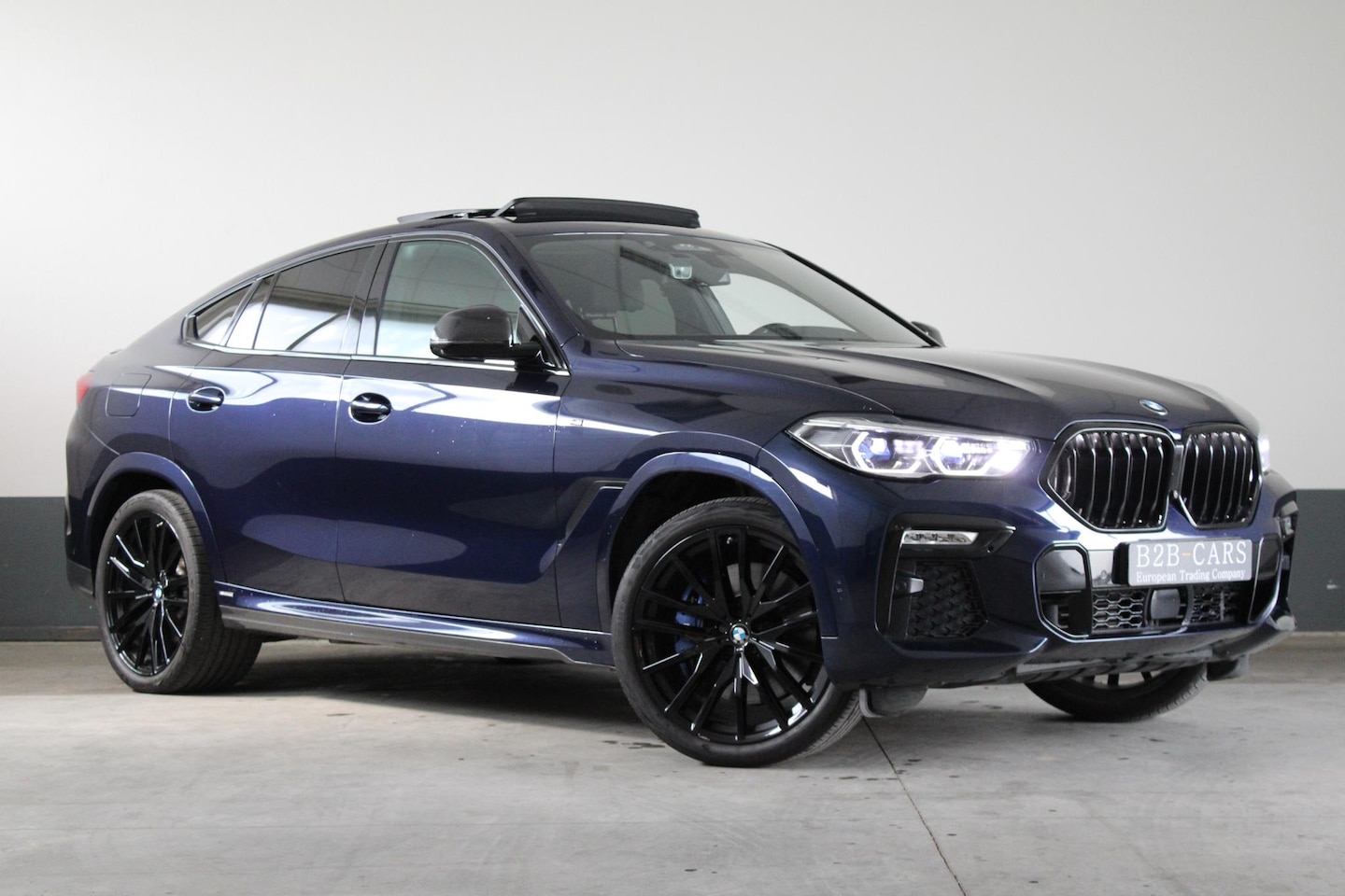 BMW X6 - xDrive30d M-Sport Luchtvering - Panorama - Leder - Laser - Head-Up - AutoWereld.nl