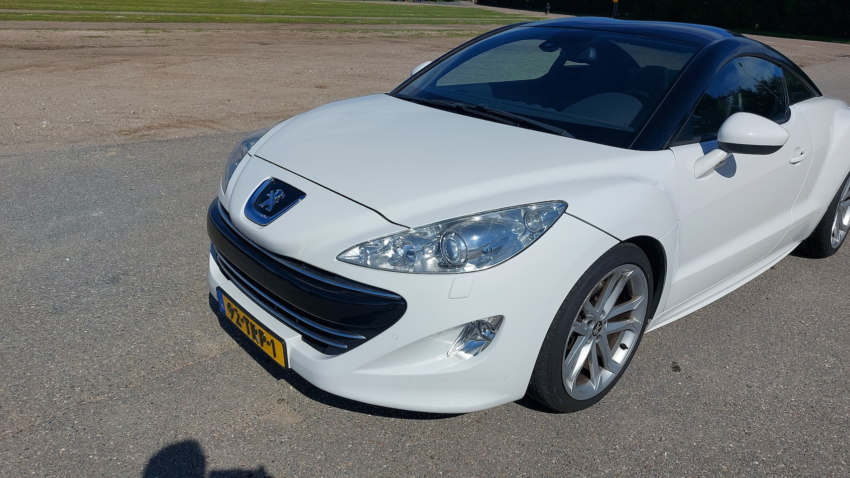 Peugeot RCZ - 1.6 THP 200pk - AutoWereld.nl