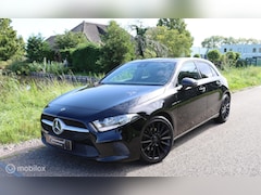 Mercedes-Benz A-klasse - 160 / Navi / Camera / 18' AMG