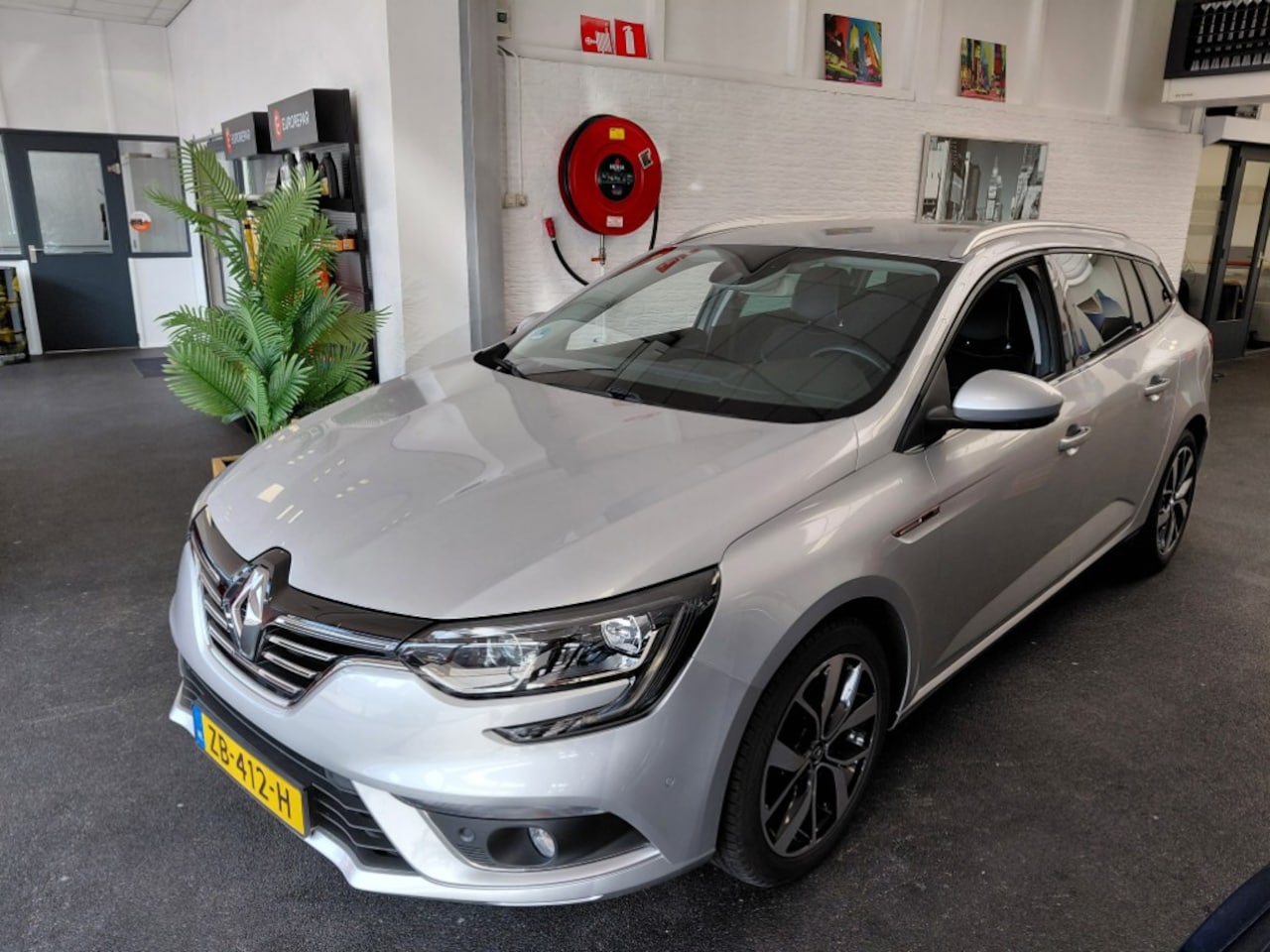 Renault Mégane Estate - 1.2 TCe Bose | Carplay | Camera - AutoWereld.nl