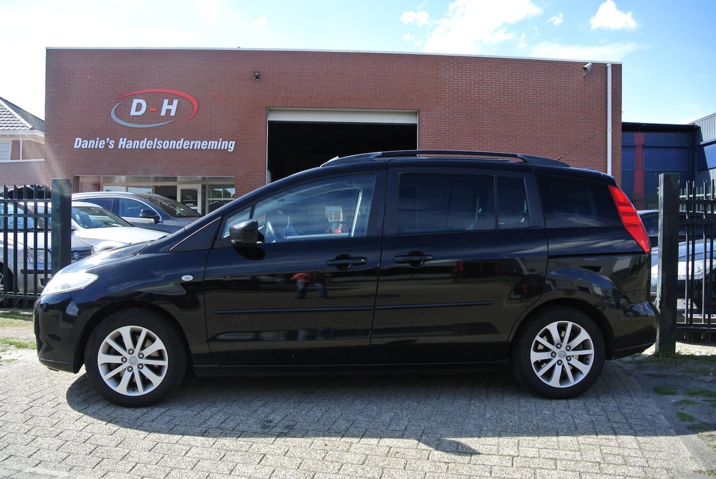 Mazda 5 - 1.8 Executive airco 7persoons panoramadak inruil mogelijk - AutoWereld.nl