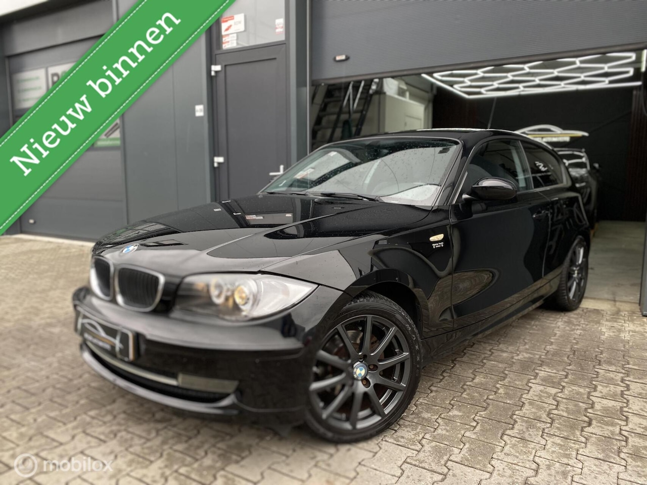 BMW 1-serie - 116i Business Line |STOELVERW|XENON|TREKHAAK|PDC - AutoWereld.nl