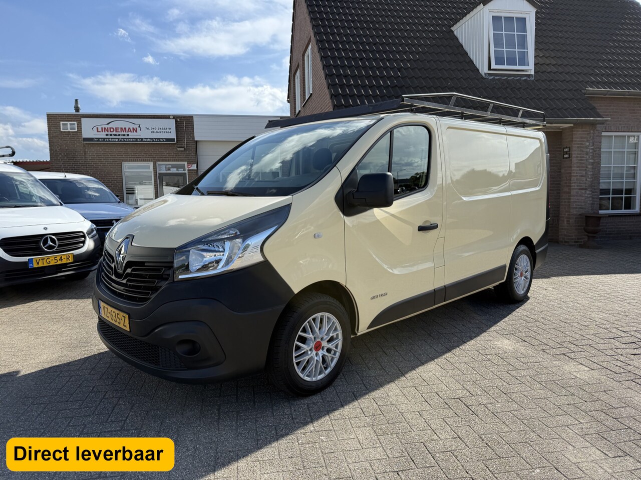 Renault Trafic - 1.6 dCi 122pk 3-pers. Airco Navi Cruisecontr. Imperiaal Euro6 - AutoWereld.nl