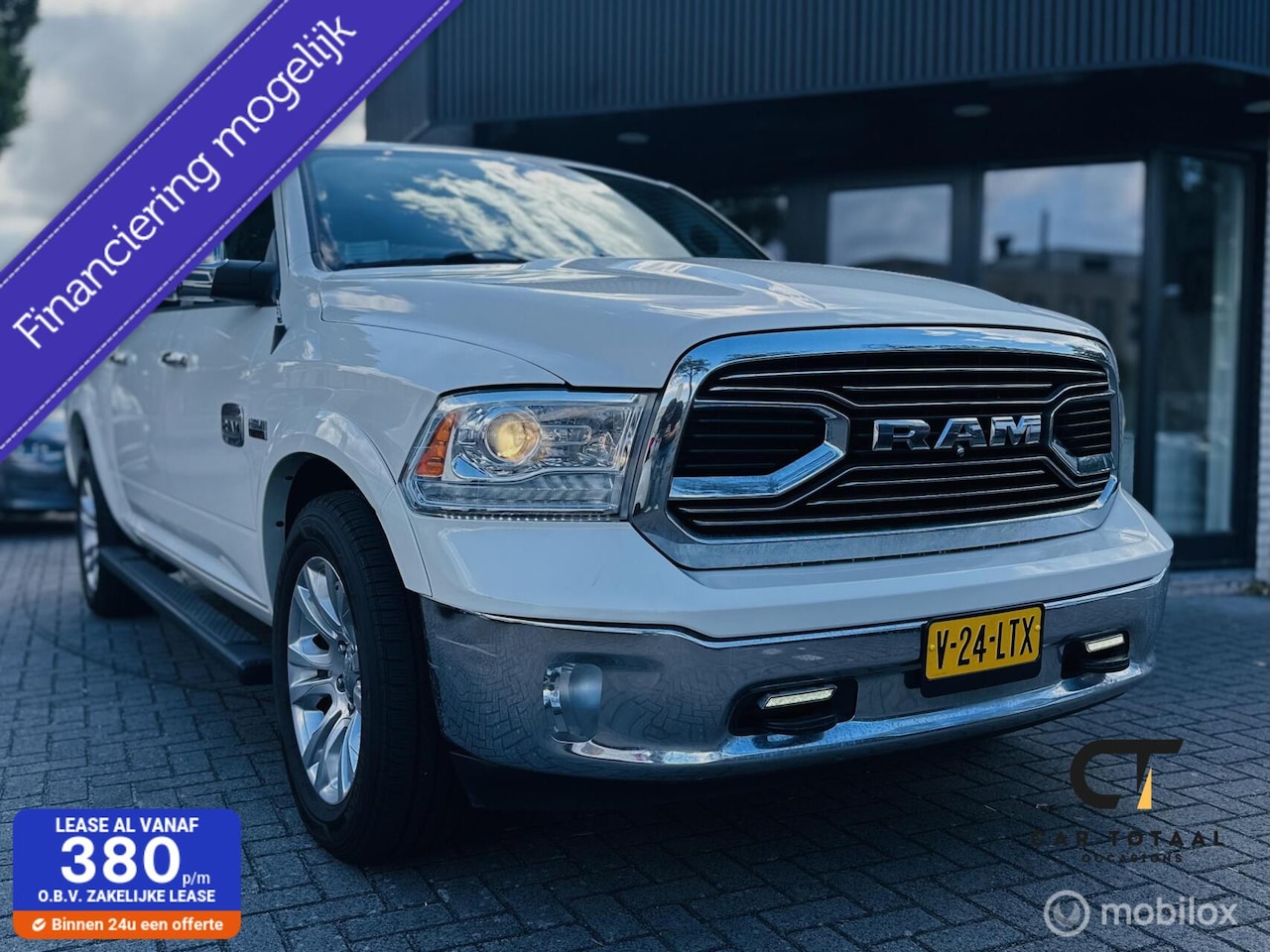 Dodge Ram 1500 - 4X4 5.7 V8 4x4 Longhorn|200L|PANO|TREKHAAK|APK - AutoWereld.nl