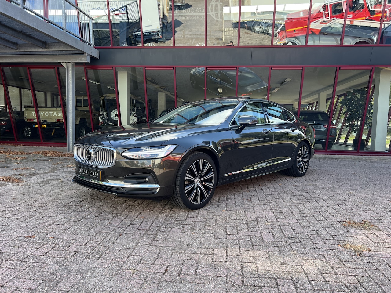 Volvo S90 - 2.0 B4 Inscription | NL auto | Nieuwstaat | - AutoWereld.nl