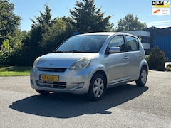 Daihatsu Sirion 2 - 1.0-12V Trend | Airco + 5-DRS