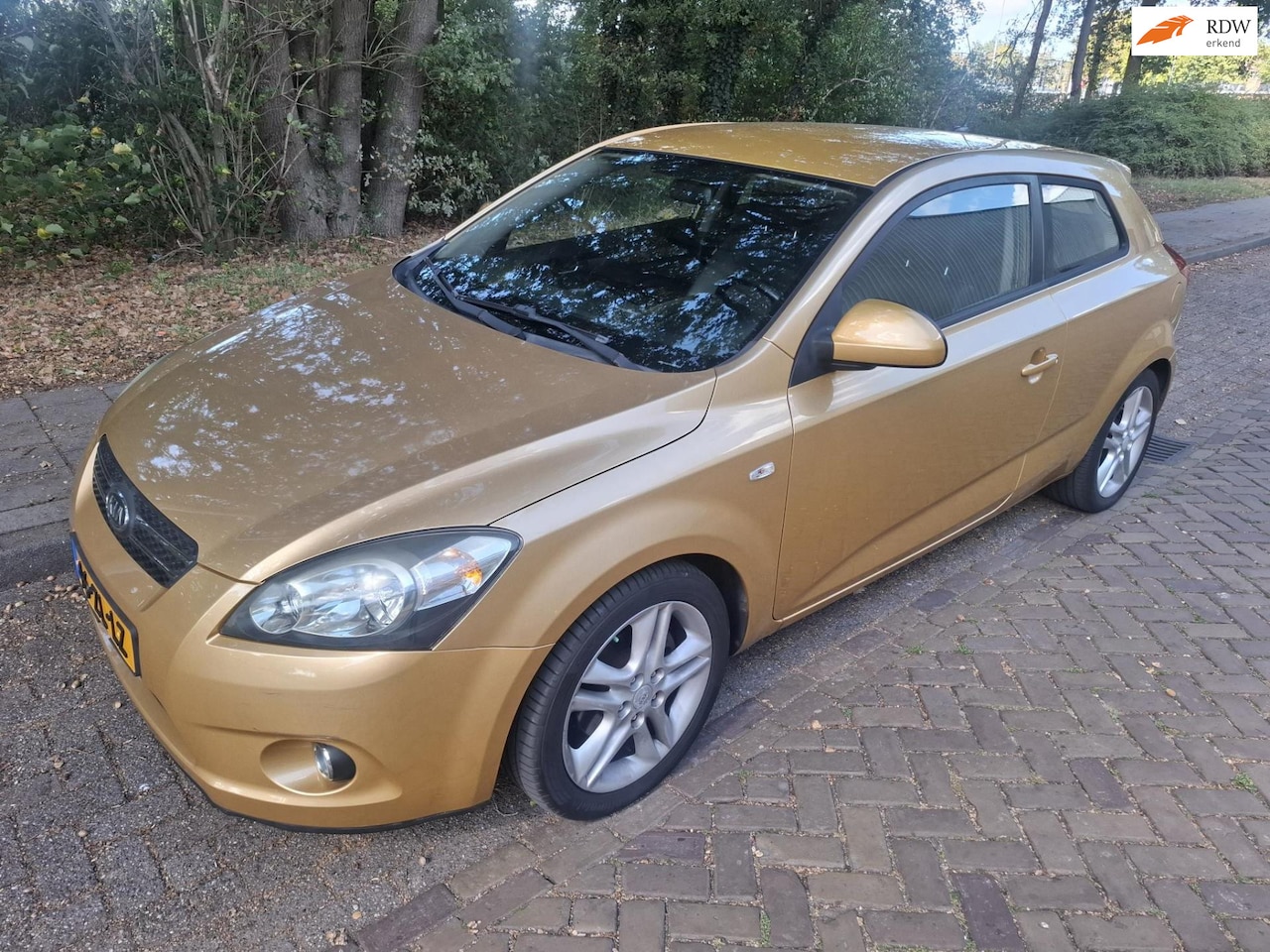 Kia Pro cee'd - 1.6 X-ecutive 144606 km - AutoWereld.nl