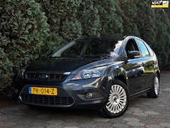 Ford Focus - 1.6 Ghia|Trekhaak|Airco|Automaat