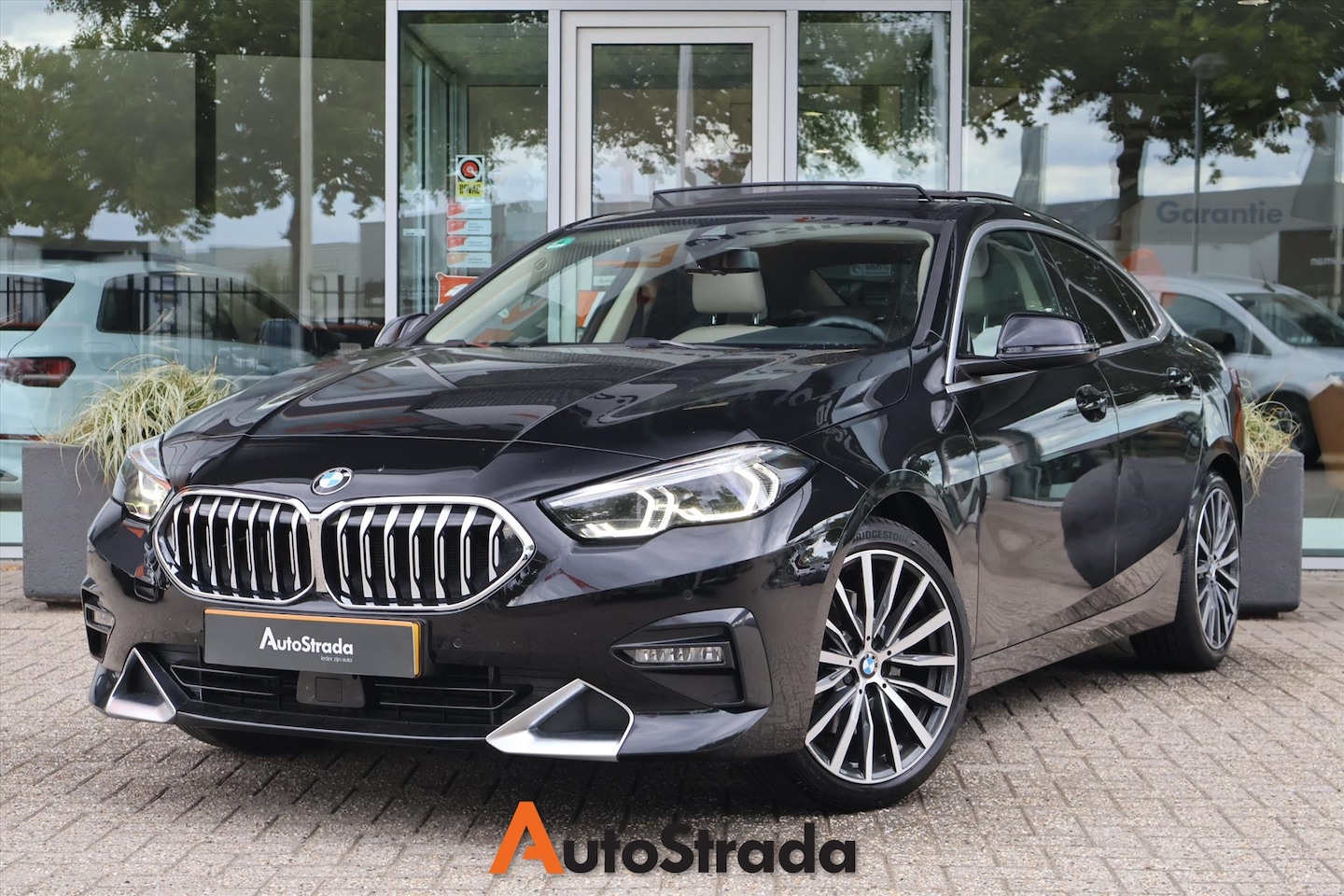 BMW 2-serie Gran Coupé - (f44) 218i High Executive 136pk | ACC | Carplay | Climate | Stoelverwarming | Pano | Leder - AutoWereld.nl