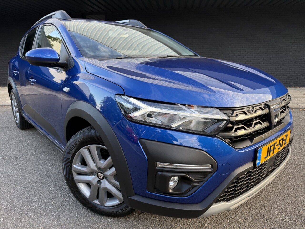 Dacia Sandero Stepway - 1.0 TCe Comfort - AutoWereld.nl