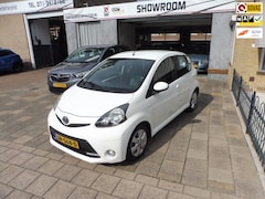 Toyota Aygo - 1.0 VVT-i Dynamic Blue/AC/|Tom/Tom