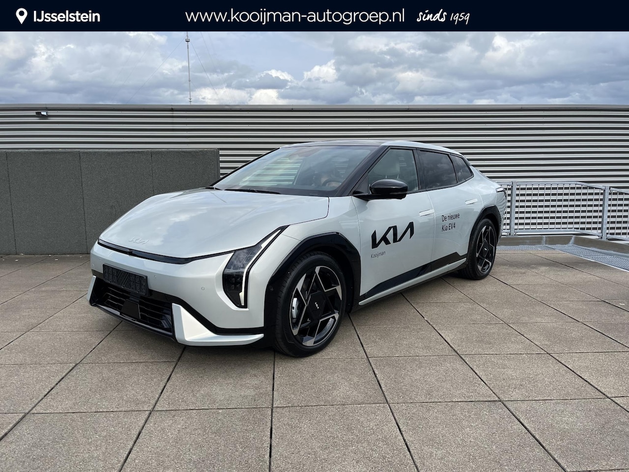 Kia EV4 Fastback - GT-PlusLine 81.4 kWh Nu in de Showrrom in IJsselstein / vanaf € 44595,-* - AutoWereld.nl