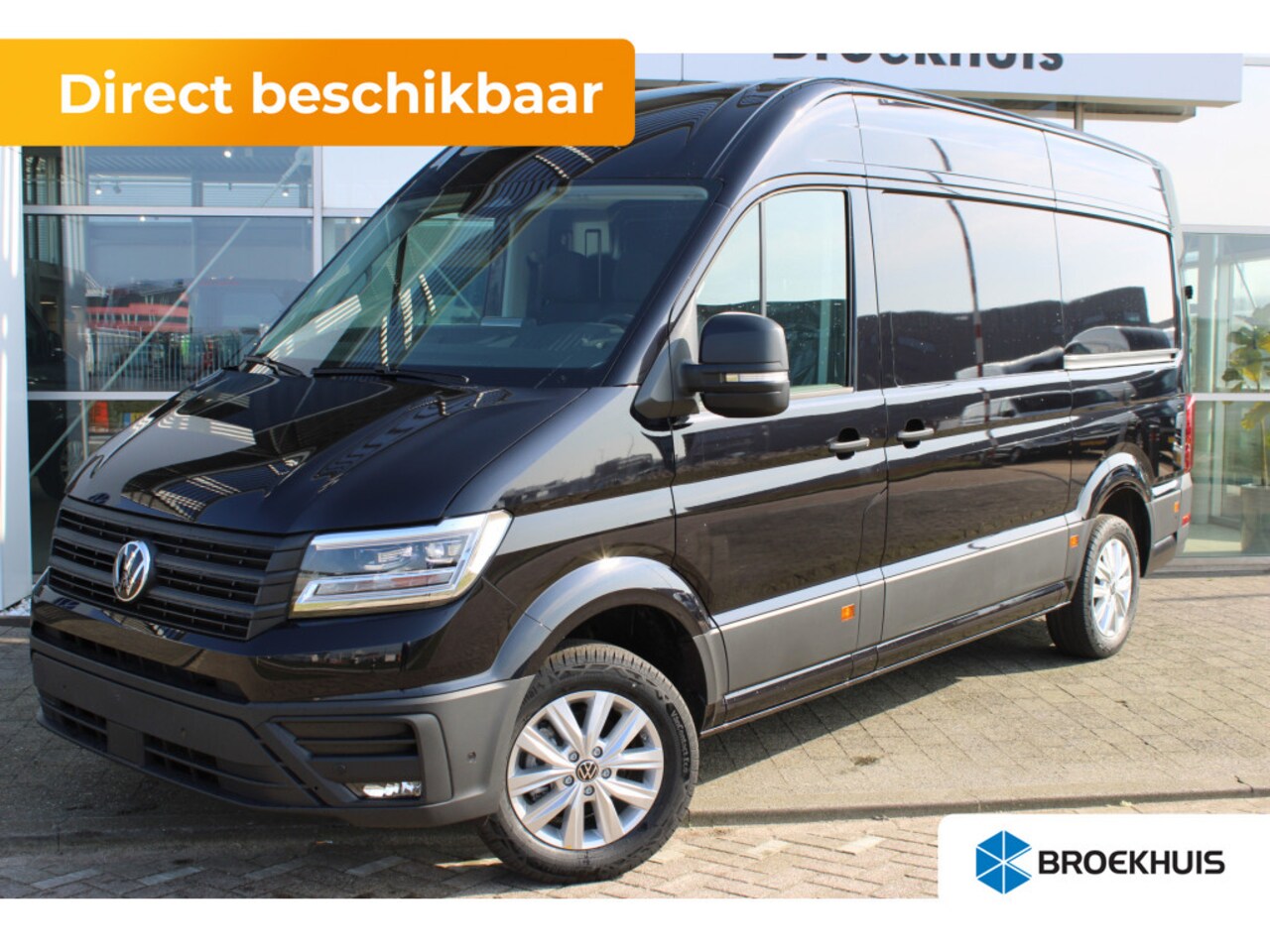 Volkswagen Crafter - 35 2.0 TDI L3H3 Exclusive BPM VRIJ | 141 PK | Automaat | Trekhaak | Navigatie | PDC | Came - AutoWereld.nl
