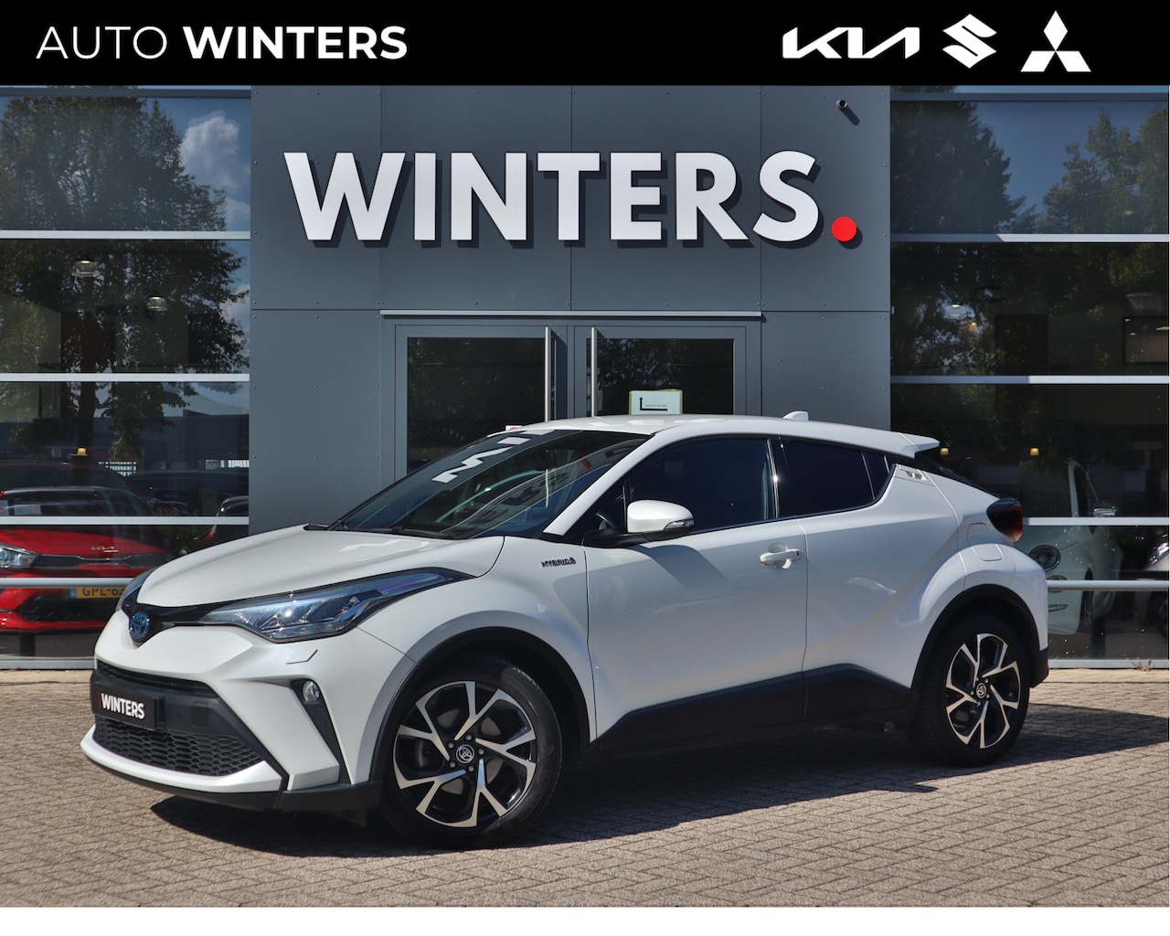 Toyota C-HR - 1.8 Hybrid Dynamic | Lederen bekleding | Adaptieve cruise control | Elektrisch verstelbare - AutoWereld.nl