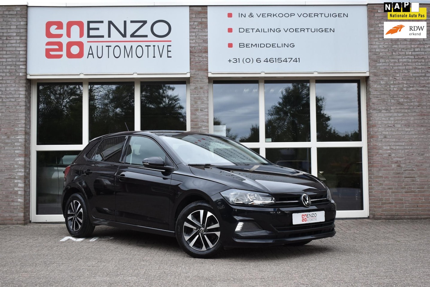 Volkswagen Polo - 1.0 TSI Polo Carpass Cruise Carplay 5deurs Led - AutoWereld.nl