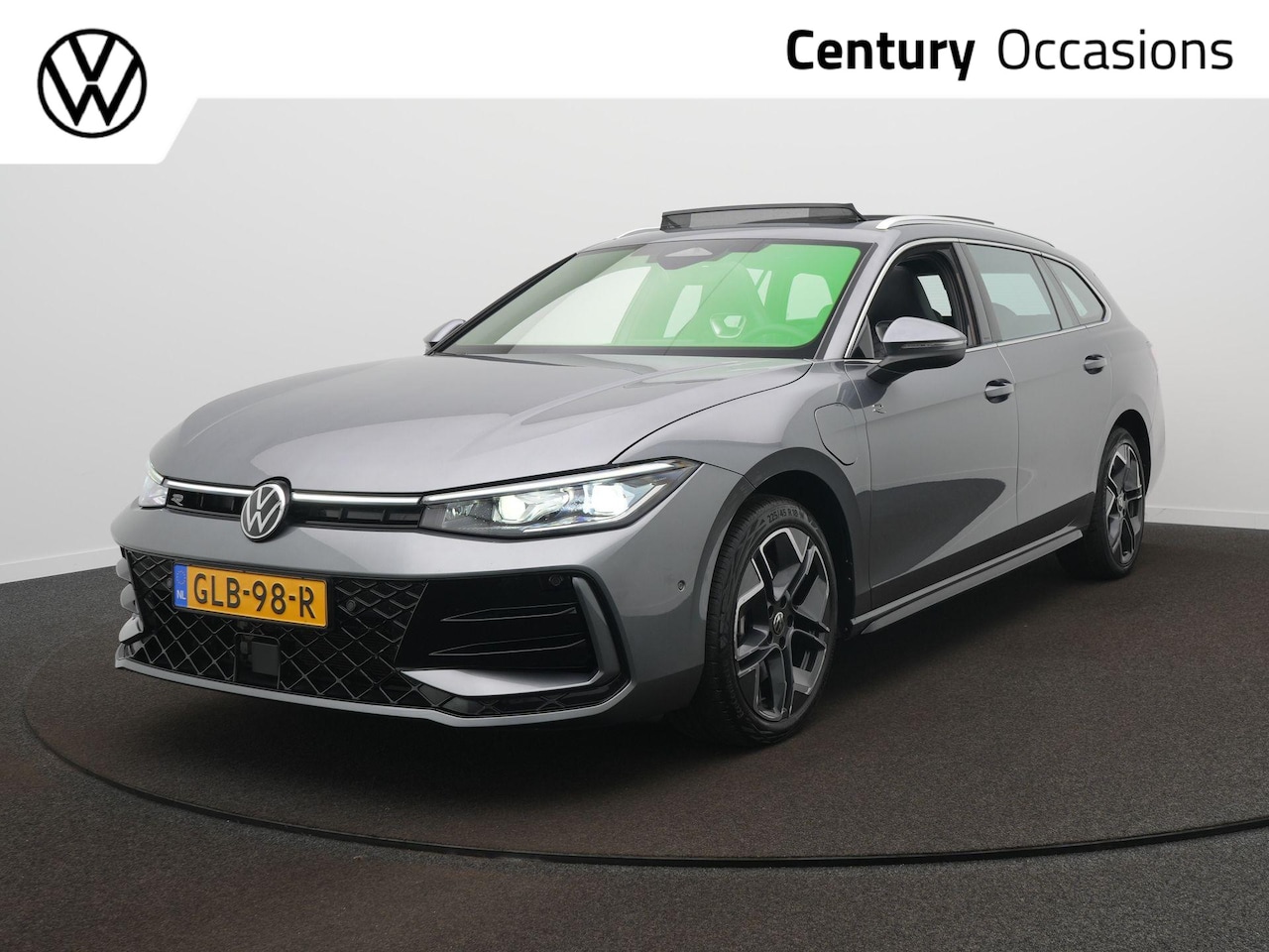 Volkswagen Passat Variant - 1.5 eHybrid R-Line Business / Panodak / Elek. Trekhaak / Massage - AutoWereld.nl