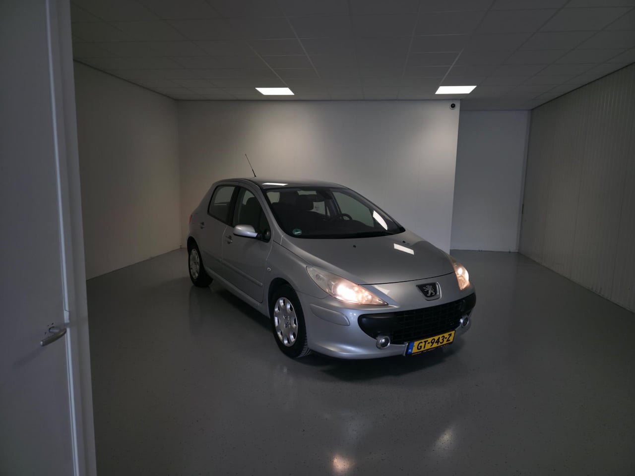 Peugeot 307 - 1.6-16V XS 1.6-16V XS - AutoWereld.nl