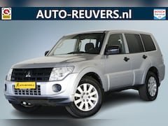 Mitsubishi Pajero - 3.2 DI-D Instyle 4WD / Grijs kenteken / Airco / Aut / Trekhaak