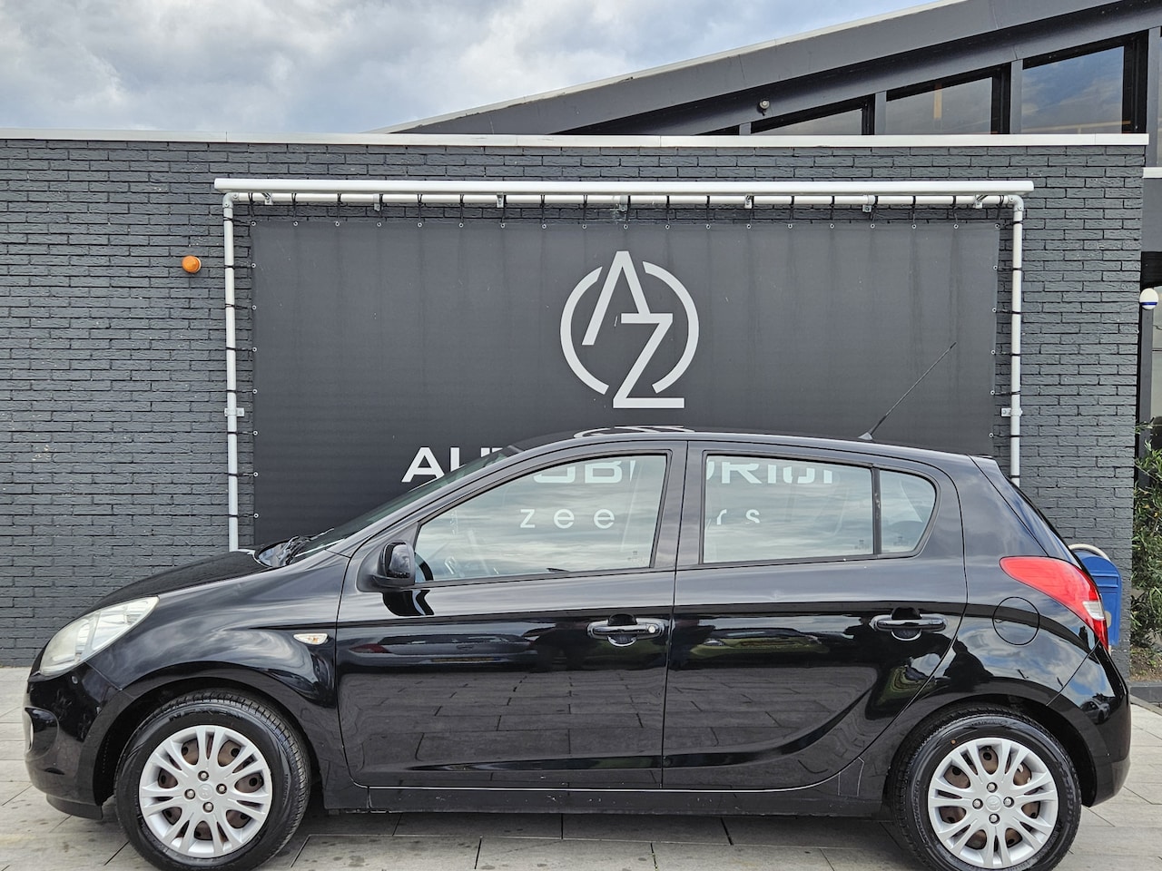 Hyundai i20 - 1.2i Business Edition *Airco* - AutoWereld.nl