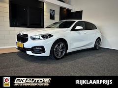 BMW 1-serie - 118I HIGH EXEC l 1STE EIG l STOELVERW l CAMERA l NAVI l SFEERVERL l