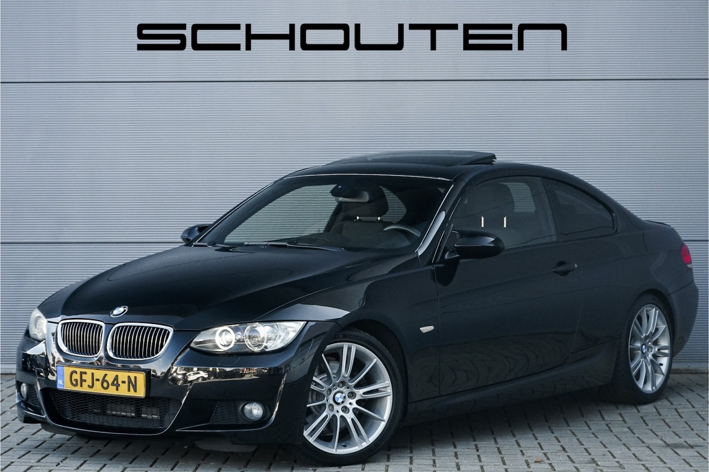 BMW 3-serie Coupé - 325i M-Pakket Schuifdak HiFi Xenon Sportuitlaat 18" - AutoWereld.nl