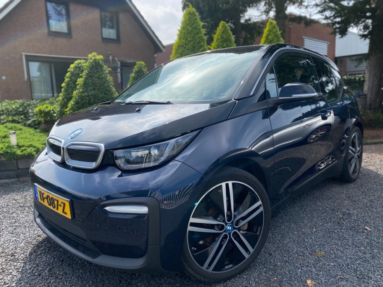 BMW i3 - B IPERFORMANCE 94AH 33KWH Warmtepomp LED NAVI Slechts 45DKM!!! - AutoWereld.nl