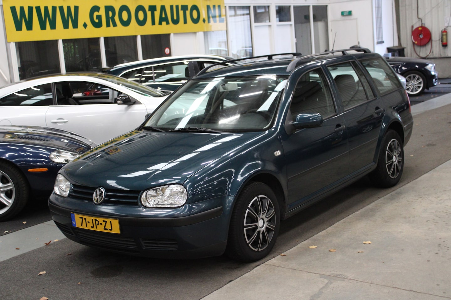 Volkswagen Golf Variant - 1.6-16V Airco, Trekhaak, Stuurbekrachtiging - AutoWereld.nl