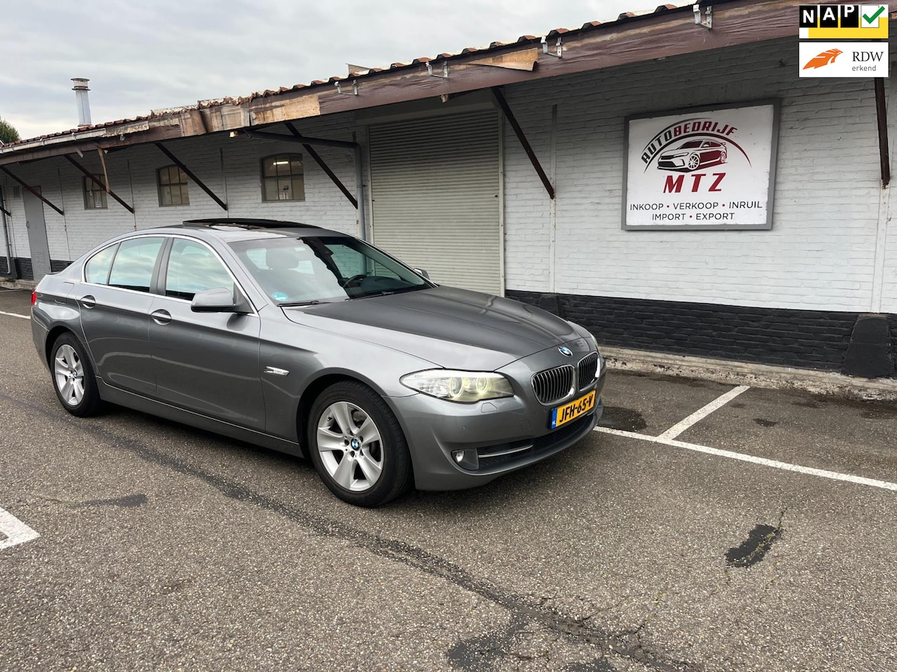 BMW 5-serie - 523i High Executive Volledig uitgevoerd - AutoWereld.nl