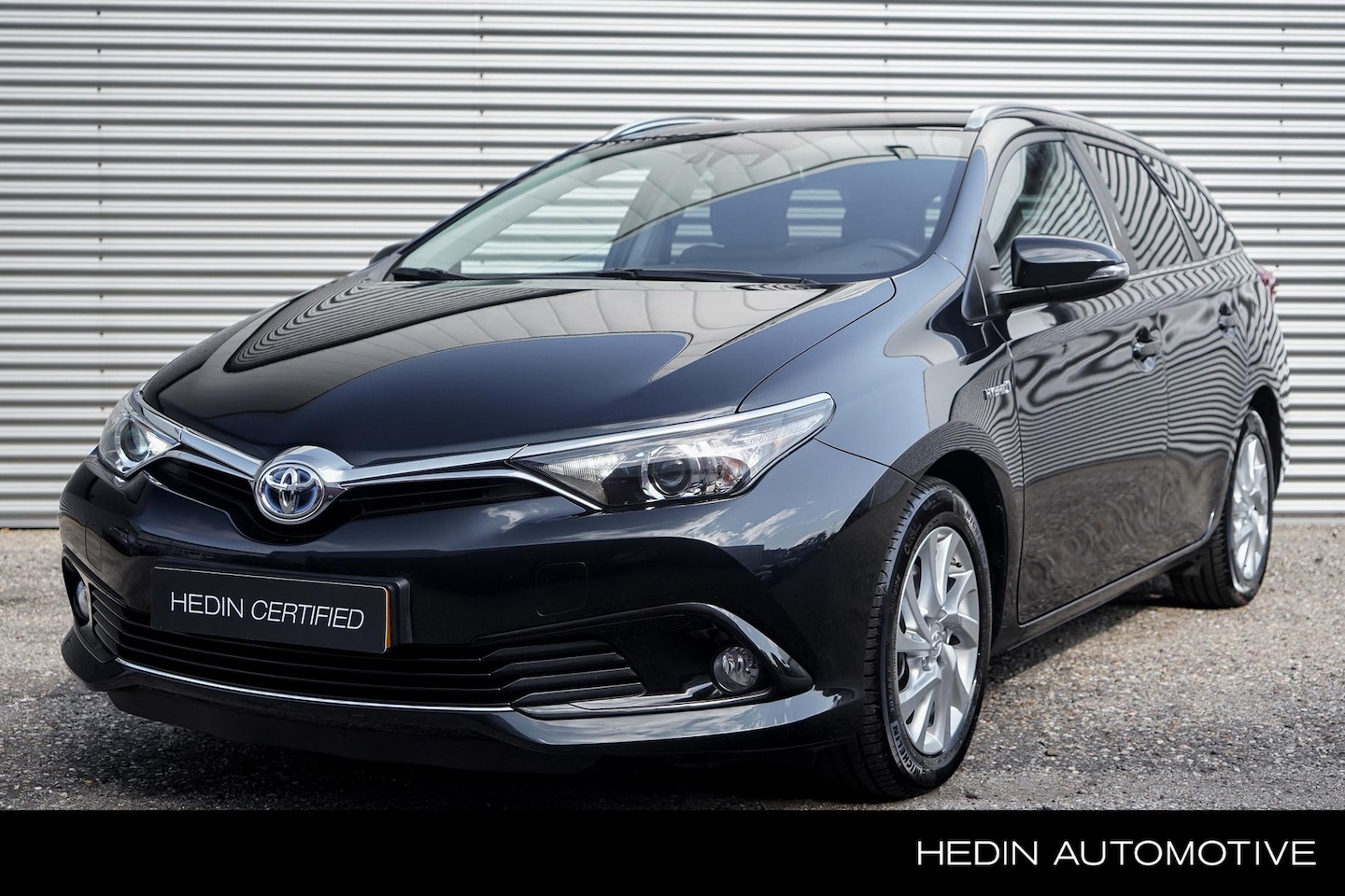 Toyota Auris Touring Sports - 1.8 Hybrid Lease / Panaromadak / Cruise Control / DAB/ Navigatie / Licht metalen velgen / - AutoWereld.nl