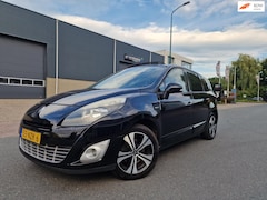 Renault Grand Scénic - 1.4 TCe Bose PANO NAVI PSENSOR TREKHAAK 2 X SLEUTELS