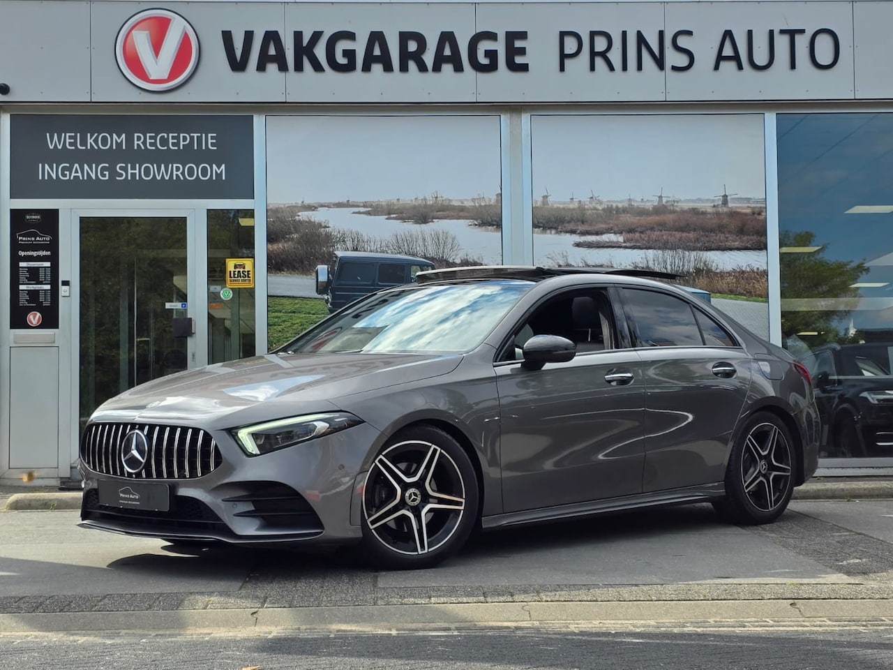 Mercedes-Benz A-klasse - 180 d Premium Plus Pano / Climate control / Camera - AutoWereld.nl
