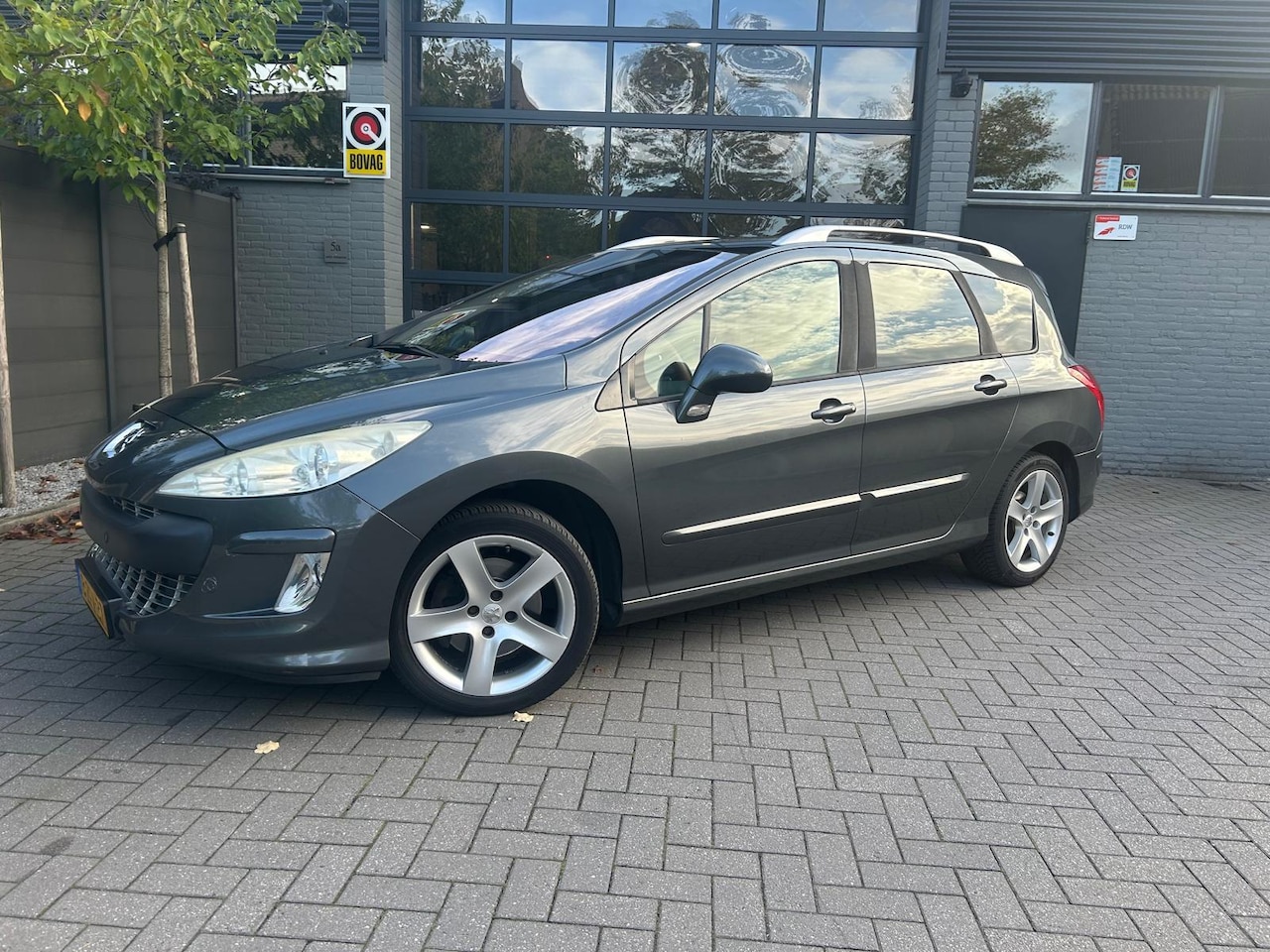 Peugeot 308 SW - 1.6 THP XT 1.6 THP XT | Nieuwe APK - AutoWereld.nl