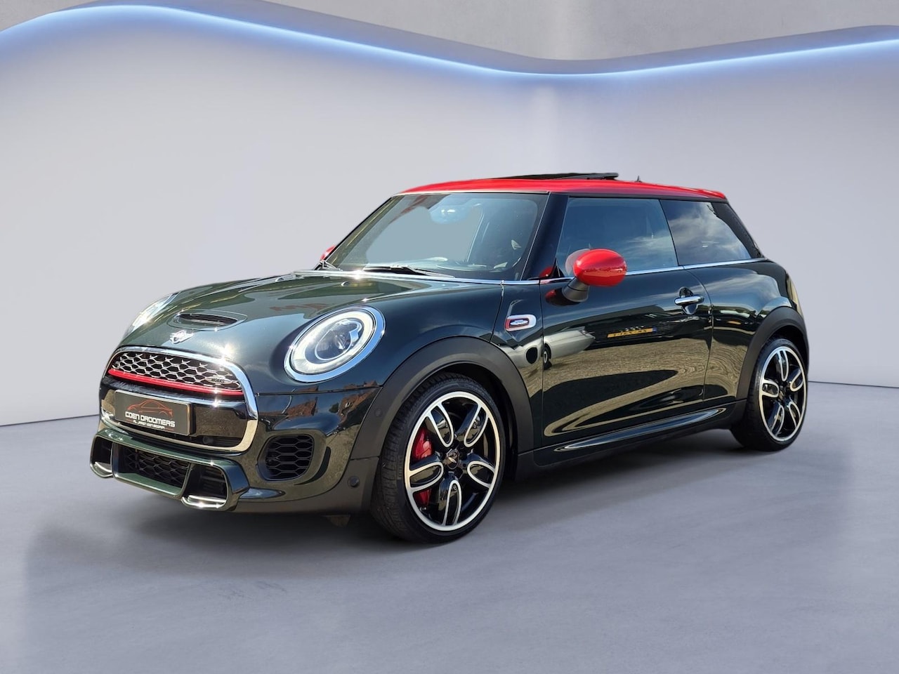 MINI John Cooper Works - Mini 2.0 /Apple Carplay/Panodak/Schaalstoelen/H&K Audio/HUD/Stoelverw./Parkeersens.V+A/Nav - AutoWereld.nl