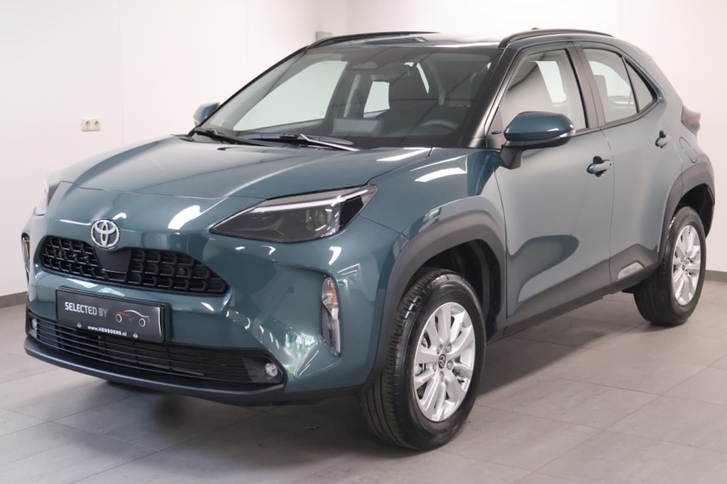 Toyota Yaris Cross - 1.5 Hybride 115 Active met Safety Pack! FACELIFT! - AutoWereld.nl