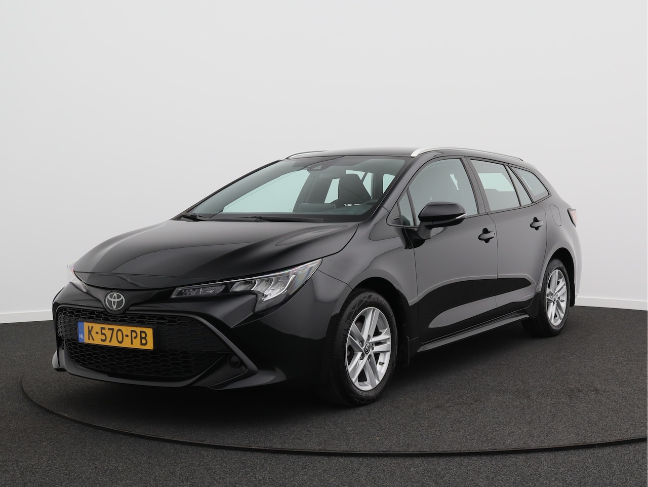 Toyota Corolla Touring Sports - 1.2 Turbo Active/ lage km/ zeer mooi! - AutoWereld.nl